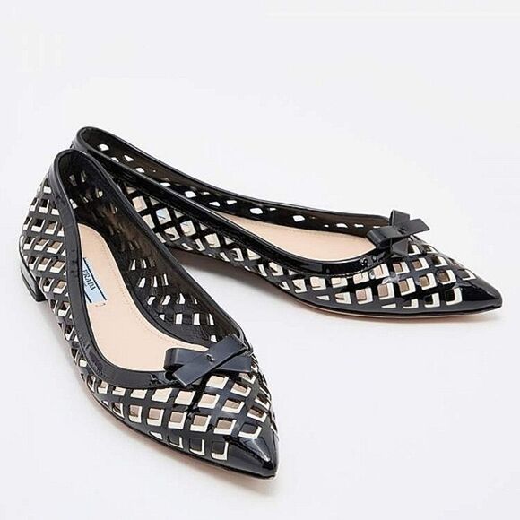 Prada - Picture 1 of 11